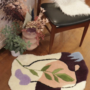 Hand made tufted rug - rug name: Green leaves