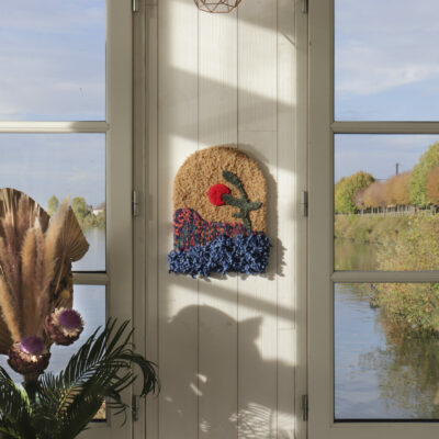 Arch - Desert cactus